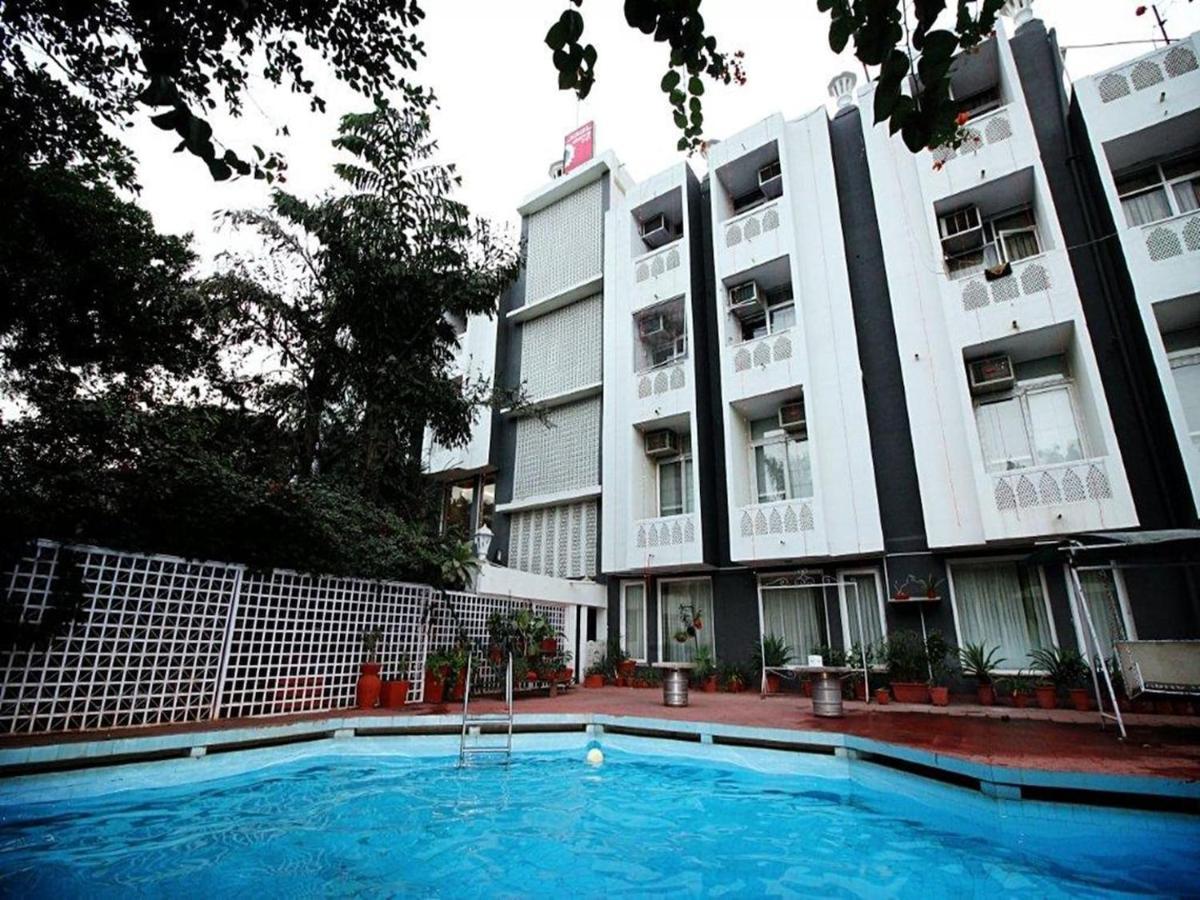 Hotel Aravali Heights Алвар Экстерьер фото